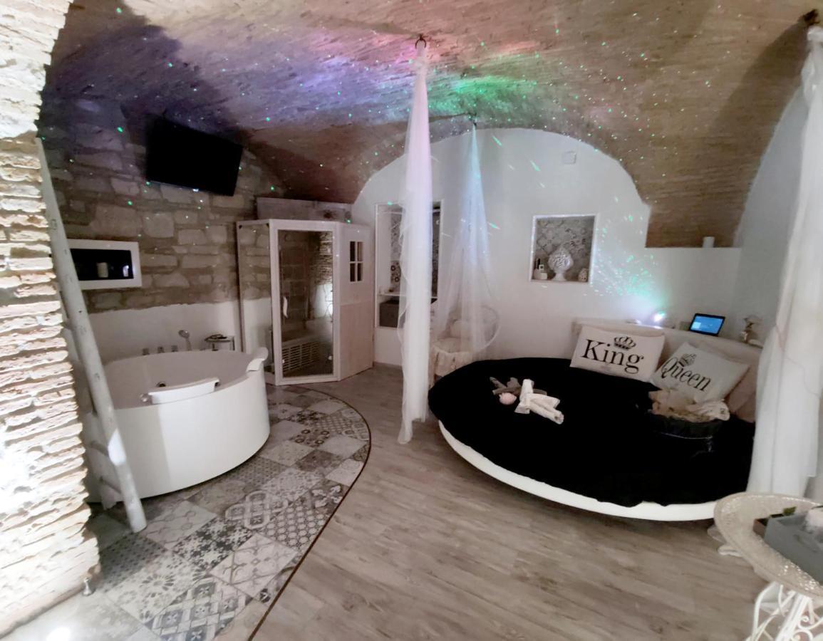 Venusuite Venosa - Luxury House, Spa & Relax - Ngoại thất bức ảnh